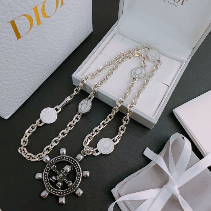 Christian Dior Necklaces